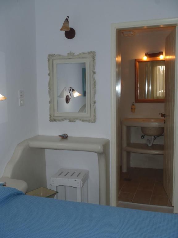 Veletas Rooms Adamantas  Exterior photo